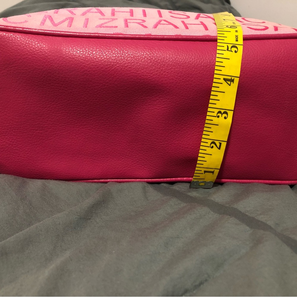 Isaac Mizrahi Barbie Pink Embroidered Letters Bag Purse Tote Adorable - Picture 9 of 9
